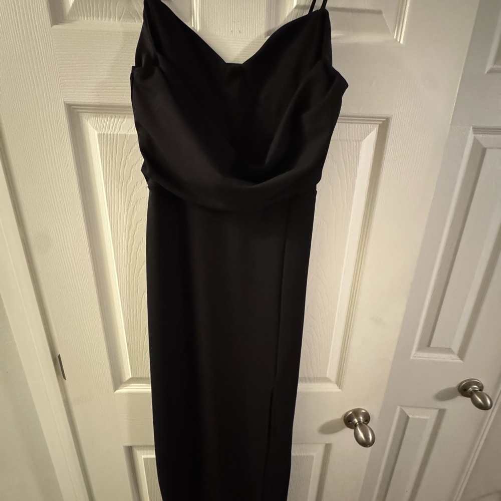 NWOT Fashion Nova Exclusive Invite Maxi Dress Elegant - Black Evening Dress - Picture 2 of 3